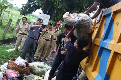 Walikota Tangerang Sidak Sampah