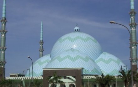 Masjid Raya Al Adzhom.(bbs)